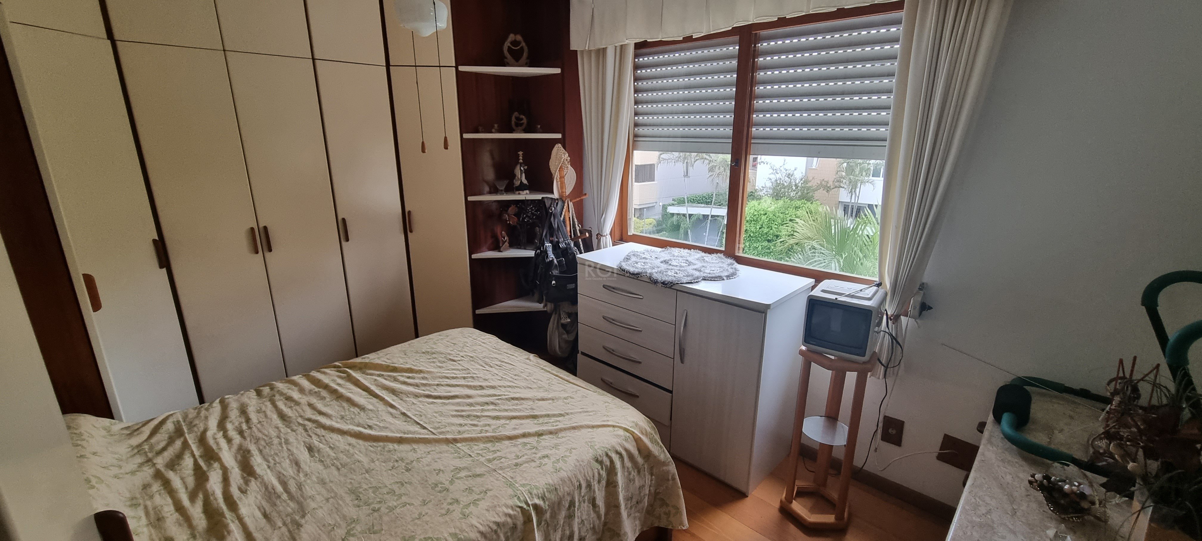 Apartamento à venda com 2 quartos, 75m² - Foto 13