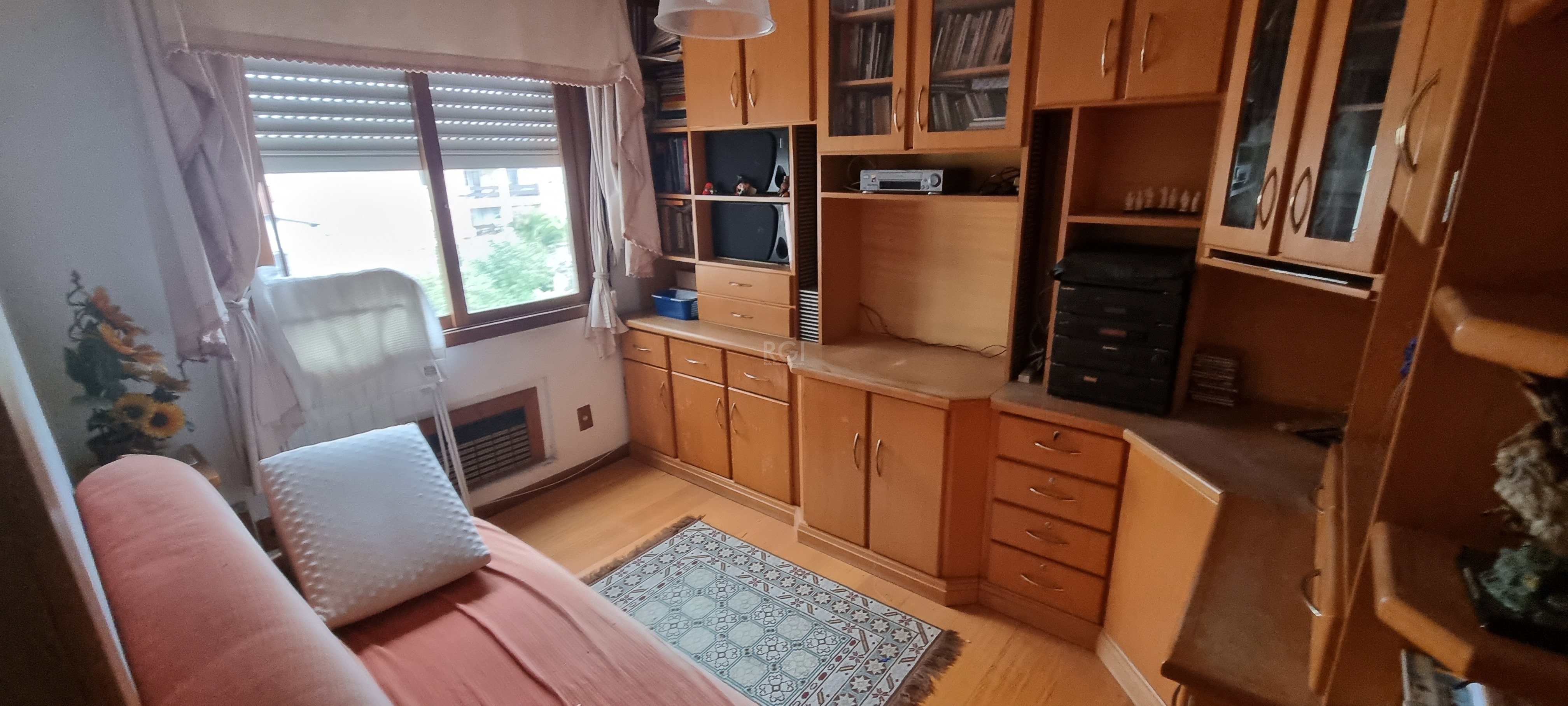 Apartamento à venda com 2 quartos, 75m² - Foto 9