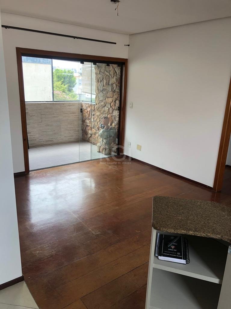 Apartamento à venda com 2 quartos, 72m² - Foto 1