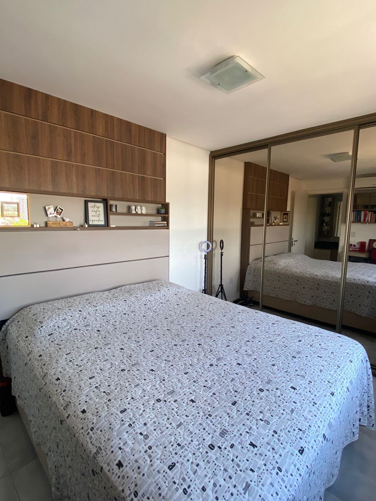 Apartamento à venda com 1 quarto, 50m² - Foto 16