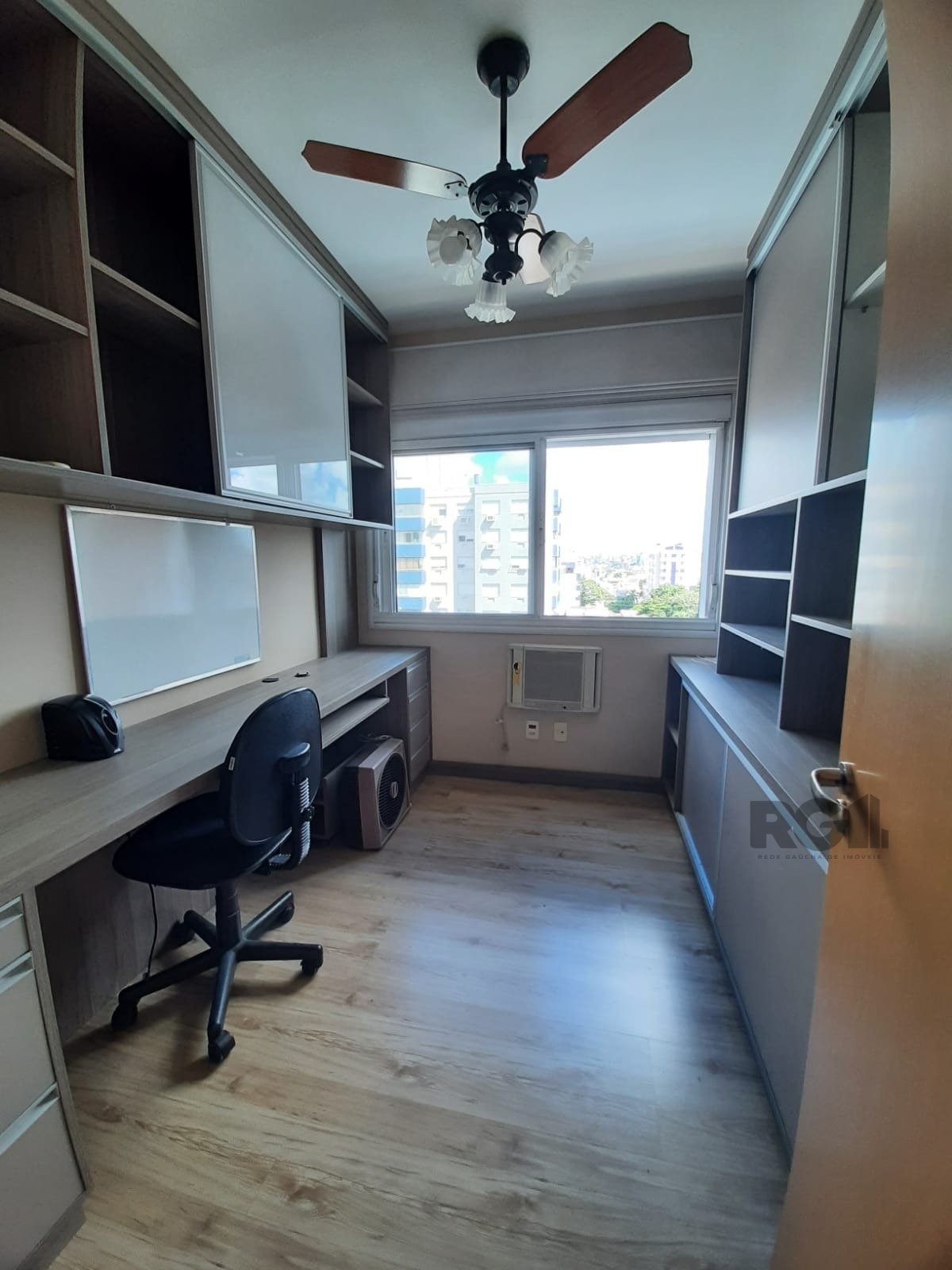 Apartamento à venda com 3 quartos, 79m² - Foto 11