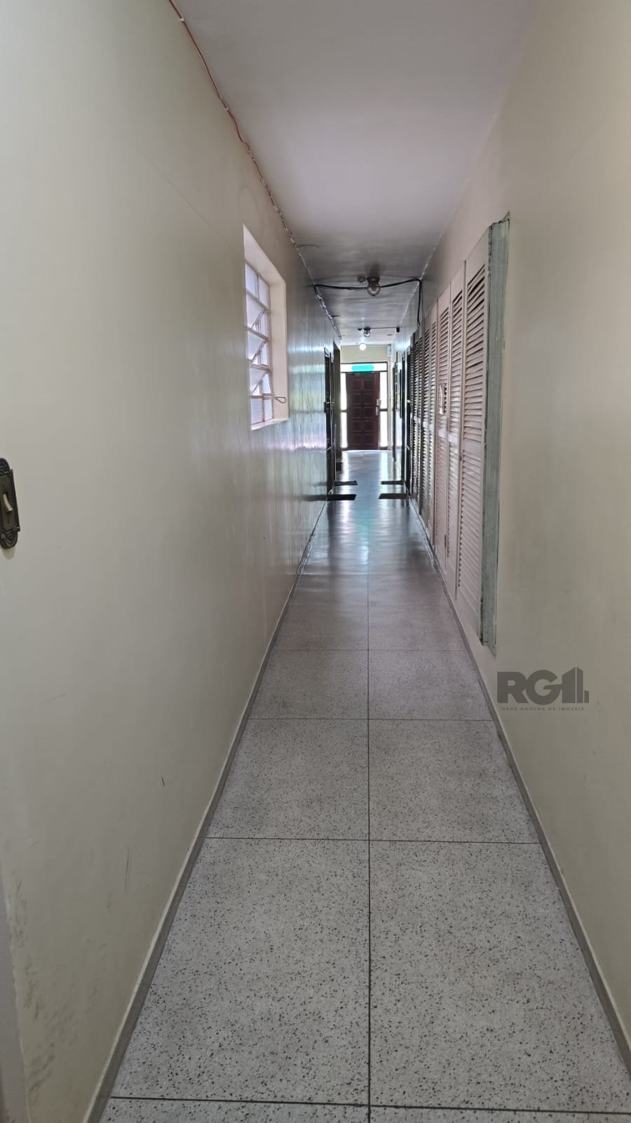 Apartamento à venda com 1 quarto, 27m² - Foto 4