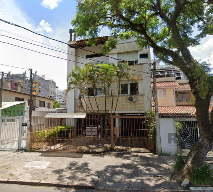 Cobertura à venda com 2 quartos, 170m², 2 vagas, Rua Luiz de Camões no bairro Santana em Porto Alegre