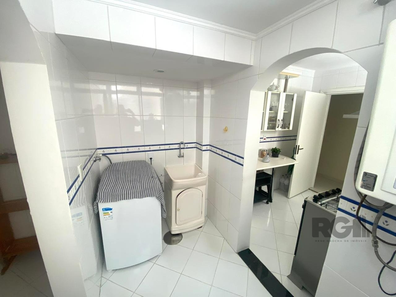 Apartamento à venda com 3 quartos, 85m² - Foto 11