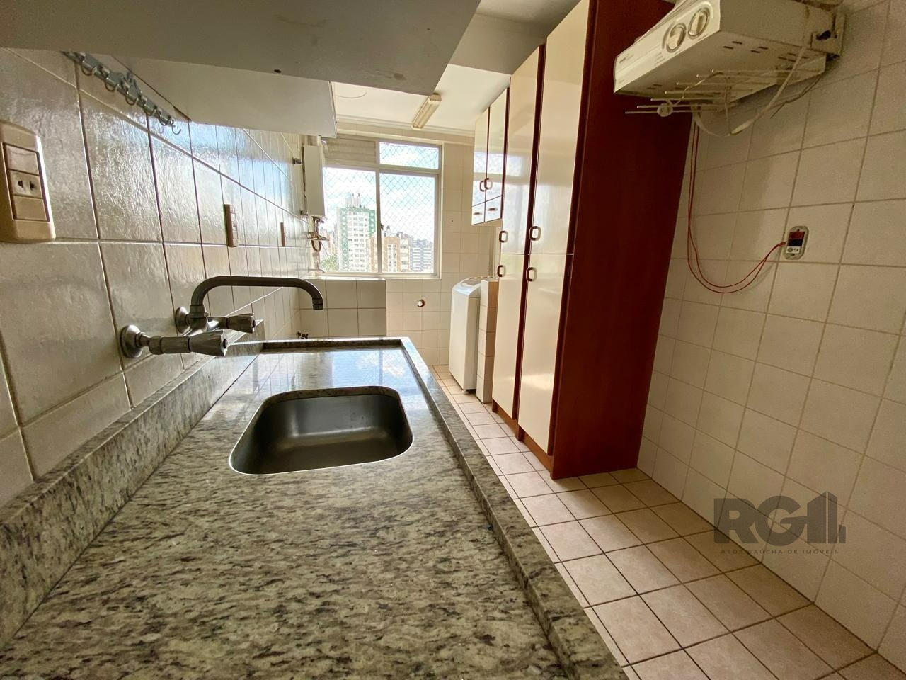 Apartamento à venda com 2 quartos, 73m² - Foto 3