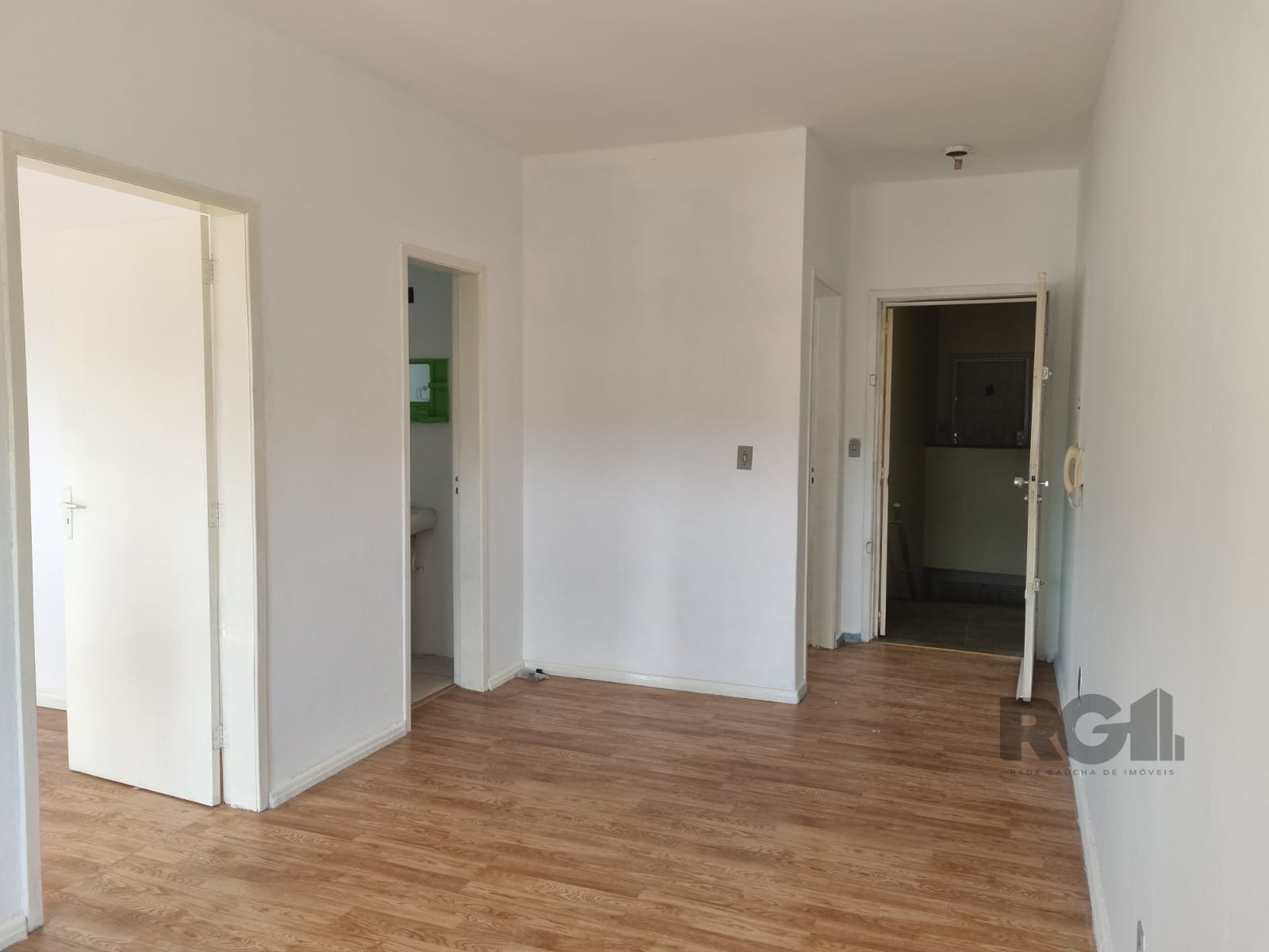 Apartamento à venda com 1 quarto, 43m² - Foto 2