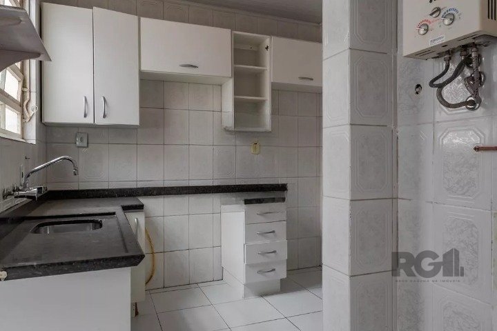 Apartamento à venda com 3 quartos, 77m² - Foto 4