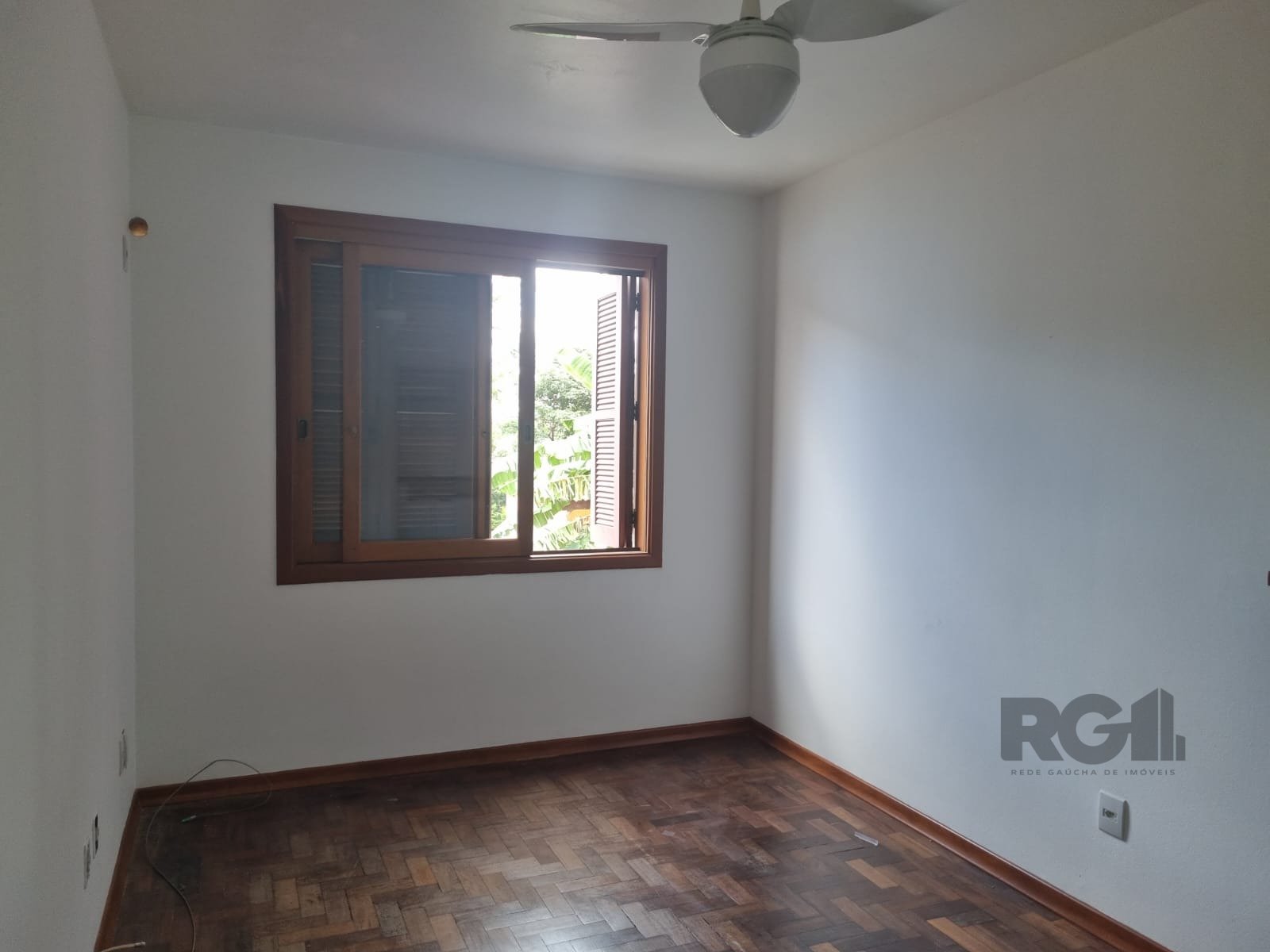 Apartamento à venda com 2 quartos, 61m² - Foto 2