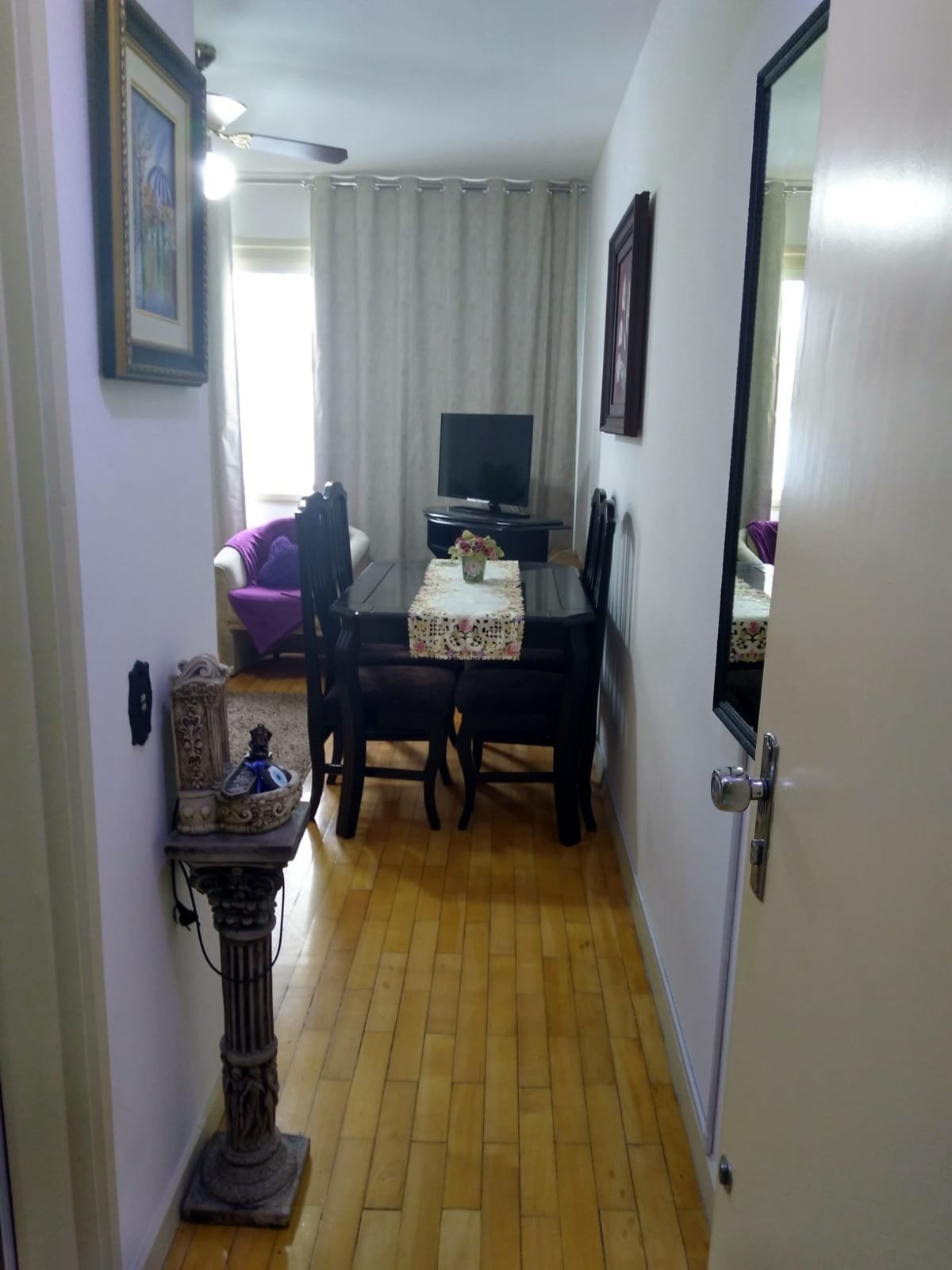 Apartamento à venda com 1 quarto, 41m² - Foto 2