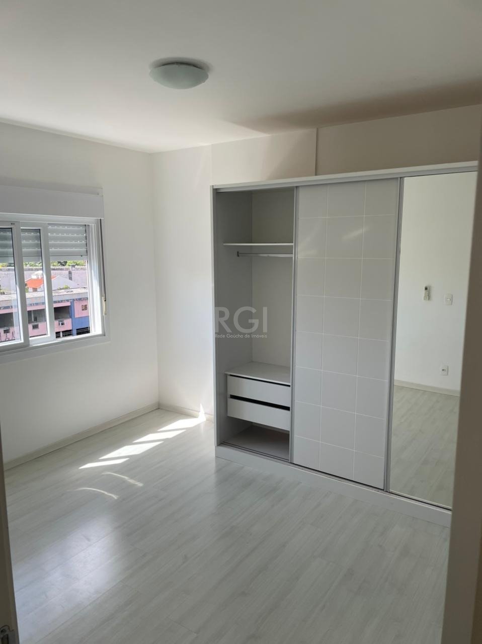 Apartamento à venda com 2 quartos, 68m² - Foto 8