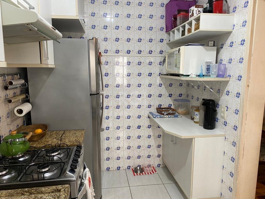 Apartamento à venda com 2 quartos, 61m² - Foto 13