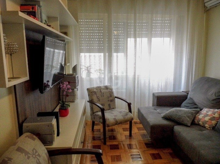 Apartamento à venda com 2 quartos, 61m² - Foto 1