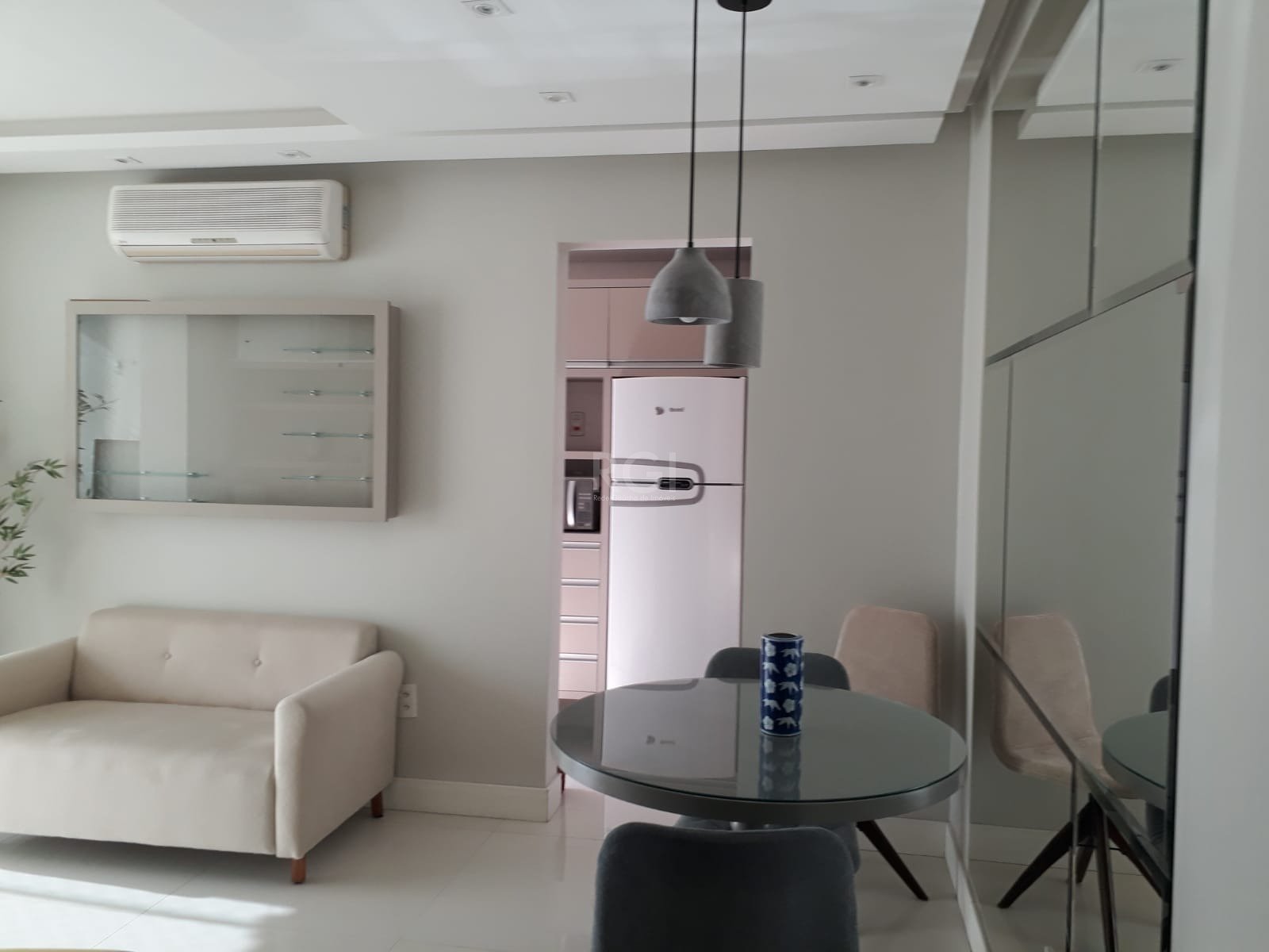 Apartamento à venda com 1 quarto, 42m² - Foto 8