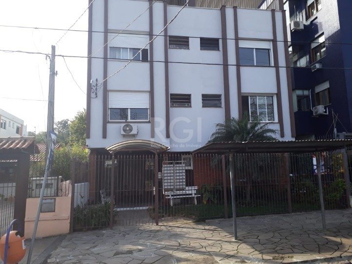 Apartamento à venda com 2 quartos, 137m² - Foto 1